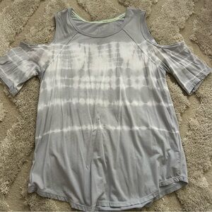 Calvin Klein Gray Tie-Dye Cold Shoulder Tee